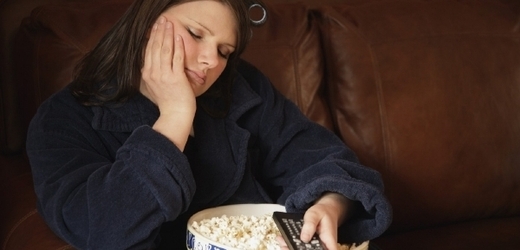 Ženy, které často sledují televizi, mají prý větší riziko vzniku deprese.