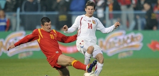 Václav Pilař (vpravo) v utkání proti Černé Hoře.