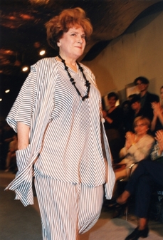 Vlasta Chramostová jako modelka v roce 1996.
