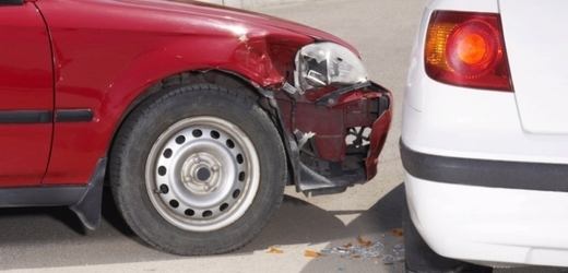 Od nehod na parkovišti viníci rádi ujíždějí. 