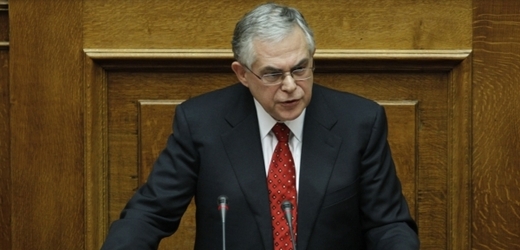 Řecký premiér Lukas Papadimos.