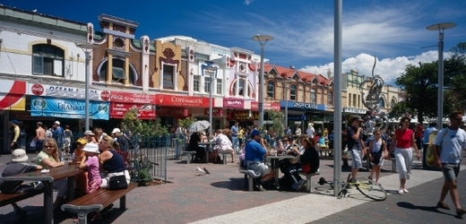 Čtvrť restaurací a kaváren v australském Sydney.
