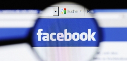 Německá farmaceutická společnost Merck žaluje amerického rivala za krádež profilu na Facebooku.