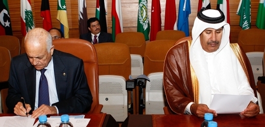 Liga arabských států hrozí, ale čeká.