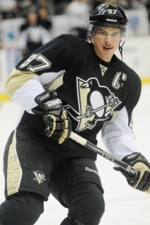 Sidneymu Crosbymu se po comebacku do NHL daří parádně.