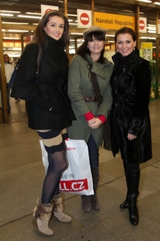 Zleva Iva Kubelková, Marta Jandová a Dana Morávková.