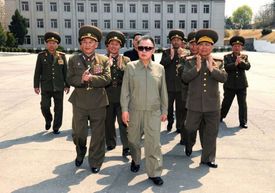 Kim Čong-il se pyšní úspěchy v jaderném výzkumu.