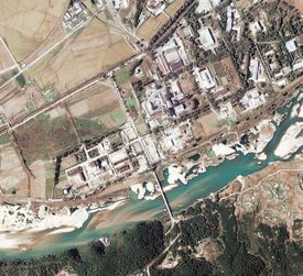 Satelitní snímek jaderného zařízení v Jongbjonu.