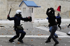 V Řecku jsou násilné protesty posledních pár let prakticky na denním pořádku.