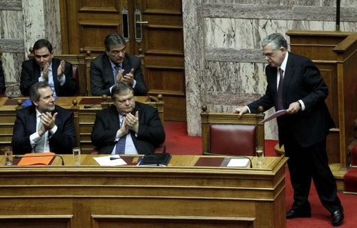 Řecký parlament projednává rozpočet na příští rok.