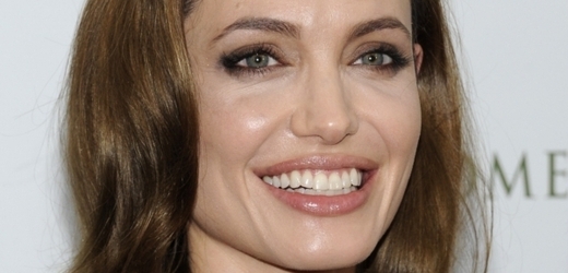 Půvabná Angelina Jolie.