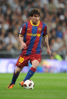 Lionel Messi krásnou přihrávkou vymyslel první gól pro Sanchéze.