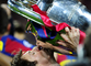 Fotbalista Barcelony Lionel Messi oslavuje vítězství v Lize mistrů po porážce Manchesteru United 28. května.