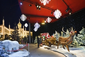 Vánoční trhy v kodaňském zábavním parku Tivoli.