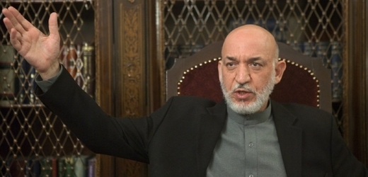 Afghánský prezident Hamíd Karzáí čelil kvůli případu velkému mezinárodnímu tlaku.