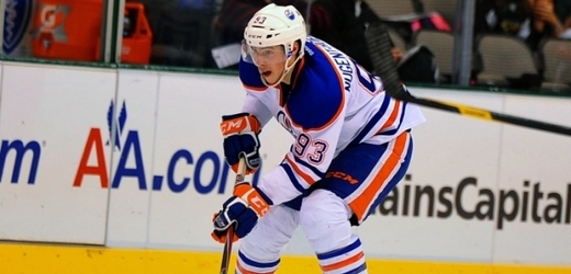 Ryan Nugent-Hopkins udivuje fanoušky Edmontonu i celou NHL.