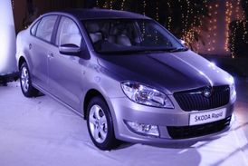 Škoda Rapid vyráběná v Indii a určená pro indický trh.