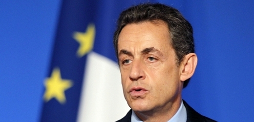 Nebývalý destruktivní vliv na eurozónu by mohly mít problémy Francie se splácením dluhu. Na snímku francouzský prezident Nicolas Sarkozy.