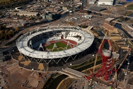 Práce na olympijském stadionu v Londýně finišují.