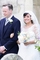 Zpěvačka Lily Allenová se 11. června provdala za podnikatele a malíře Sama Coopera. Svatba se konala v kostele Cranham v hrabství Gloucestershire v Anglii. Allenová, která loni v listopadu potratila, má ještě další důvod k radosti. Nedávno se jí narodilo vytoužené miminko.