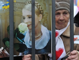 Verdikt Tymošenkové znemožnil účast v nadcházejících parlamentních volbách.