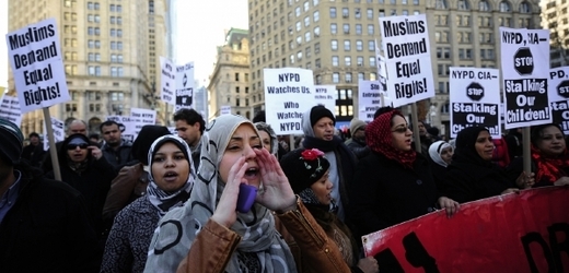 Bojkotem snídaně se starostou vyvrcholily protesty newyorských muslimů.