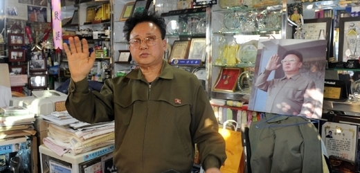 Kim Jong-sik, napodobovatel zesnulého severokorejského vůdce.