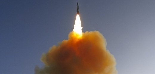 Írán prý testoval raketu dlouhého doletu (ilustrační foto).