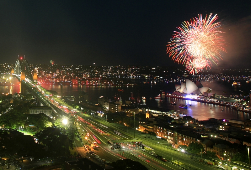 V australském Sydney oslavili nový rok, když v Evropě ještě panovalo odpoledne. (Foto: ČTK/AP)