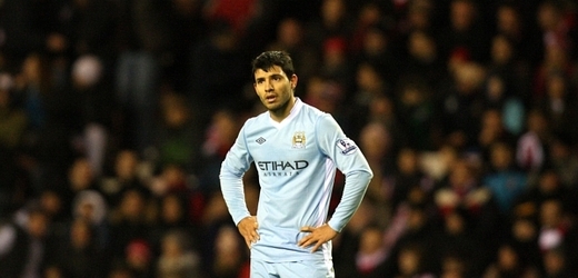 Zklamaný útočník Manchesteru City Sergio Aguero.