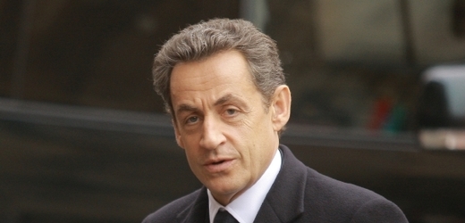 Nicolas Sarkozy velel ministerstvu financí v čase armádních zakázek pro Pákistán. O provizích prý musel vědět.