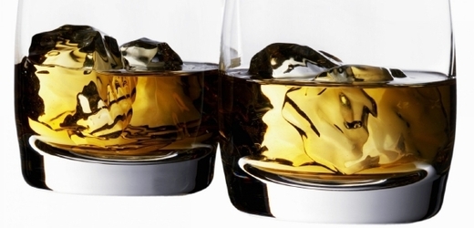 Whisky si v USA budete moci brzy dopřát i v plechovce.