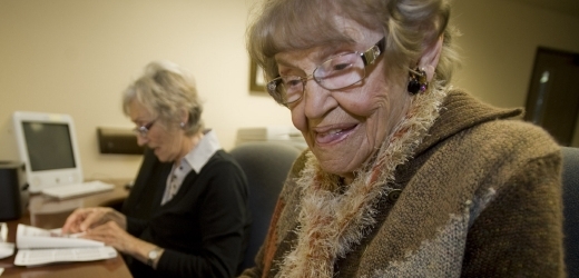 Na setkání s dcerou čekala Američanka Minka Disbrowová skoro 80 let.