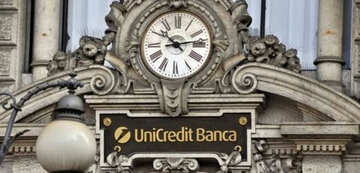 Největší italská banka řeší velké potíže.