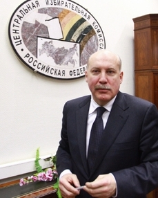 Gubernátor Mezencev se v prosinci registroval jako prezidentský kandidát u ruské ústřední volební komise. Ve vší vážnosti.