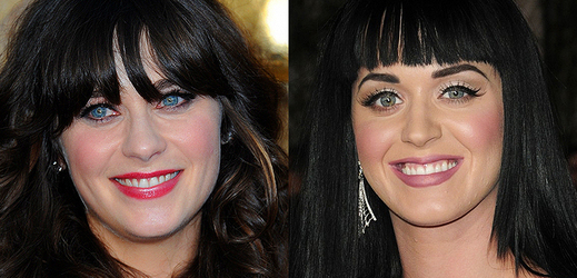 Americké herečce Zoe Deschanelové (vlevo) je pětatřicet let, populární zpěvačce Katy Perryové sedmadvacet, přesto jsou si velmi podobné.