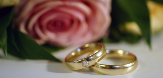 Čeští snoubenci stále častěji využívají služeb svatebních agentur (ilustrační foto).