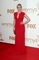Herečka Kate Winsletová také zařadila červenou do svého šatníku. 