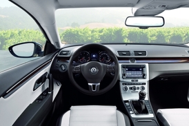 Interiér a komfort, to se v VW CC snoubí dohromady.