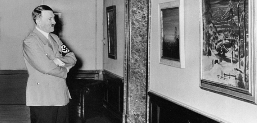 Adolf Hitler chtěl být původně malířem (ilustrační foto).