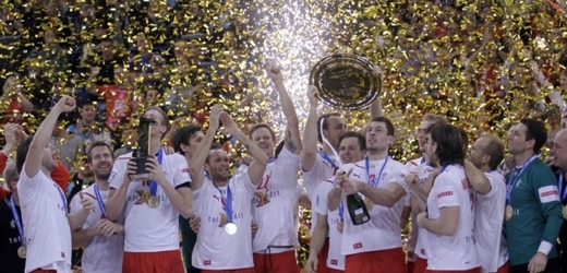 Házenkáři Dánska se radují z triumfu na mistrovství Evropy.