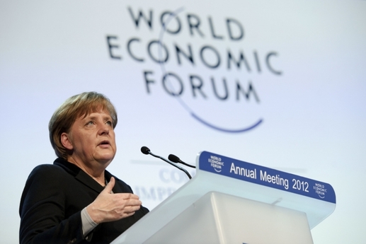 Úvodní řeč na Světovém ekonomickém fóru v Davosu měla vzhledem k problémům eurozóny německá kancléřka Angela Merkelová.