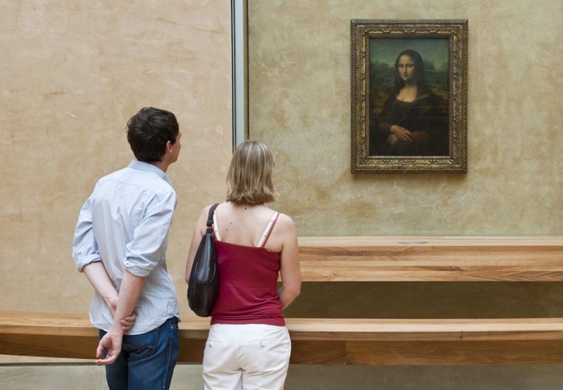 Jedním z největších lákadel Louvru je nejslavnější obraz všech dob - Mona Lisa od Leonarda da Vinciho pocházející ze 16. století. (Foto: profimedia.cz)
