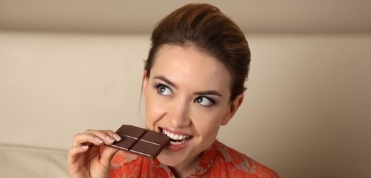 Umíte si představit svět bez čokolády? Podle vědců by to prodloužilo životy mnoha lidí.