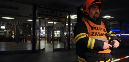 V pátek večer muselo být kvůli nahlášené bombě evakuováno nádraží Praha-Smíchov.