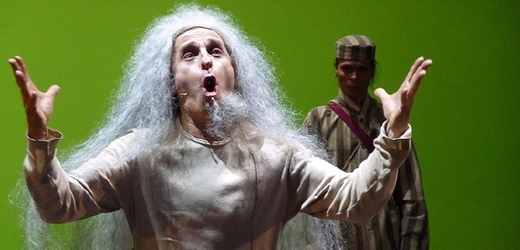 Vyvrcholením přehlídky bude nepochybně Nebeského inscenace Krále Leara s Davidem Prachařem v titulní roli z pražského Národního divadla.