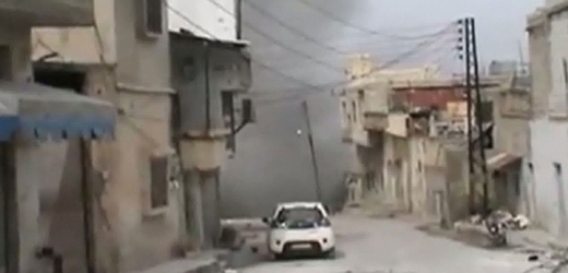 Záběry z ostřelovaného města Homs.