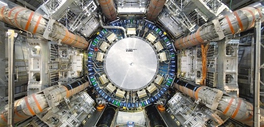 Detektor ALICE v urychlovači LHC.
