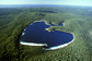 Jezero McKenzie na ostrově Fraser v Austrálii. (Foto: profimedia.cz)