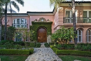 Luxusní vila v Beverly Hills.